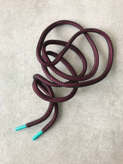 Шнурки круглые бордовые, длина 105 см Италия ШИБ/105/87600 по цене 168 руб./штука