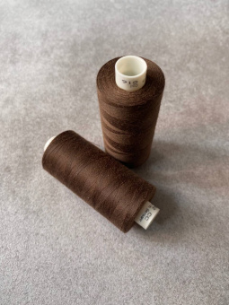Нитки №120 Gutermann оттенок молочного шоколада (полиэстер, намотка 1000 м) 120/816 по цене 260 руб./штука