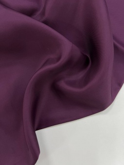 Ткань подкладочная бордово-фиолетового цвета (вискоза 100%), ширина 140 см Италия ПИБ/140/08896 по цене 427 руб./метр