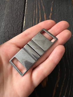 Пряжка металл цвет никель, размер 2,4*6 см (в собранном виде), под пояс 2 см Италия ПИН/20/31933 по цене 225 руб./штука
