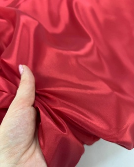 Подкладочная ткань красная (вискоза, ацетат, эластан), ширина 145 см Италия ПИК/145/70511 по цене 597 руб./метр