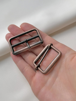 Пряжка металл цвет розовая бронза, размер 2,6*3,6 см (под пояс 3 см) Италия ПИБ/36/61900 по цене 125 руб./штука