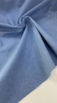 Джинсовая ткань голубая (хлопок 98%+эластан 2%), ширина 135 см Италия ДИГ/135/56145 по цене 2 737 руб./метр