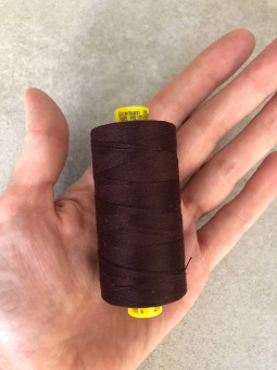 Нитки №70 Gutermann Mara цвет тёмно-бордовый (полиэстер, намотка 700 м) арт 70/2712 по цене 265 руб./штука