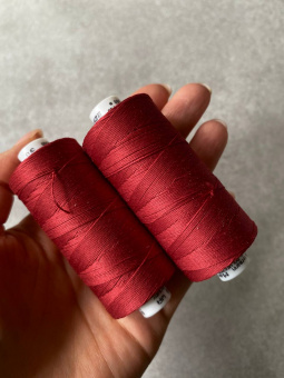 Нитки №30 Gutermann оттенок красно-бордовый (полиэстер, намотка 300 м) арт 30/2254 по цене 280 руб./штука
