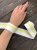 Подвяз белый, с желтыми полосами (комфортный полиэстер), 95*4 см ПКЖ/40/22654 по цене 325 руб./штука