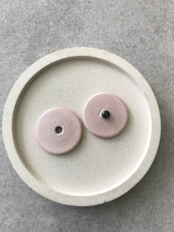 Кнопки обтянутые тканью цвет розовый, 2,3 см Италия ПИР/23/97014 по цене 34 руб./штука