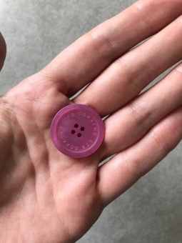 Пуговицы розовый перламутр, 2,3 см Италия ПИР/23/77317 по цене 59 руб./штука