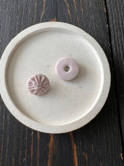 Кнопки бледно-розовые, обтянутые тканью, 1,7 см Италия ПИР/17/13175 по цене 32 руб./штука